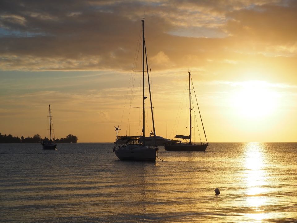 sunset yacht club bora