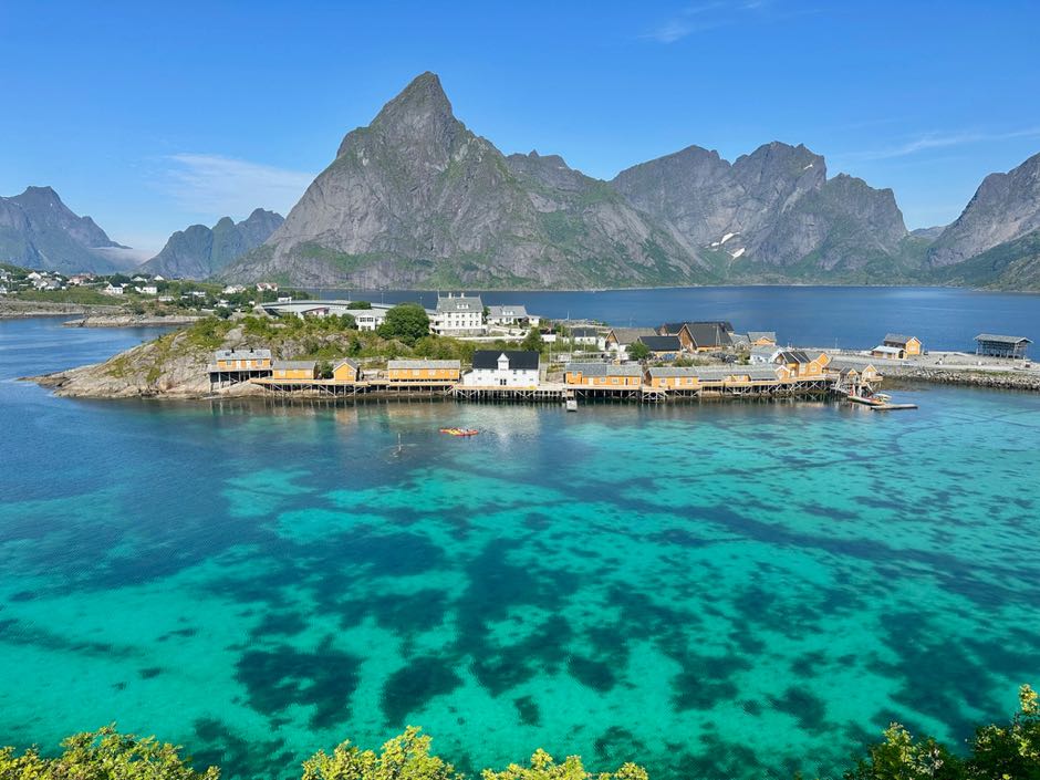 sakrisoy lofoten