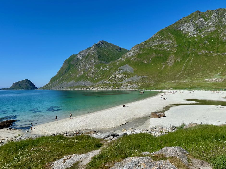 haukland beach lofoten