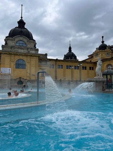thermes budapest